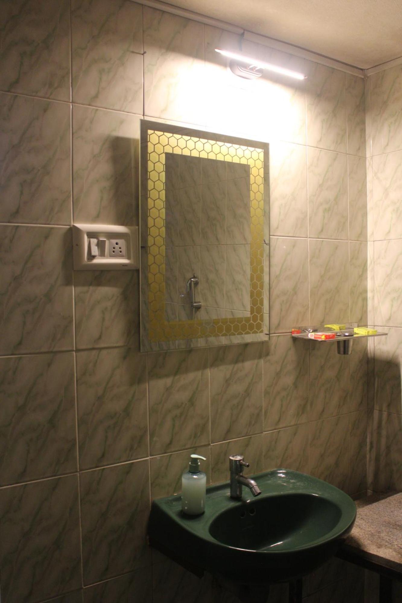 מנגלור Tropical Villa Homestay מראה חיצוני תמונה